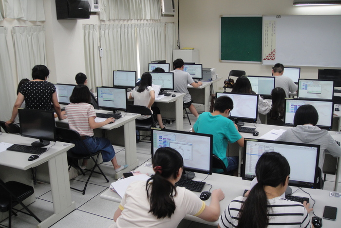 會資系108學年新生先導班108.8.30圖片